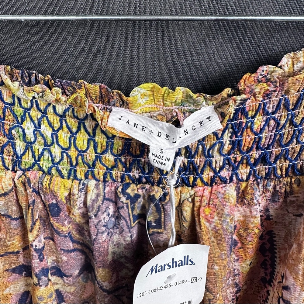 Bohemian Multicolor‎ Crop Top - Picture 3 of 6